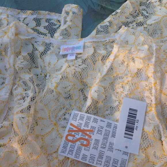 Nwt lularoe lace vest size xs - Picture 2 of 4